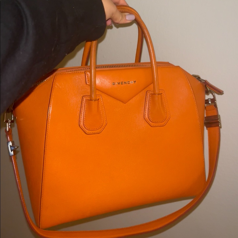 Givenchy medium Antigona bag orange wear on handles